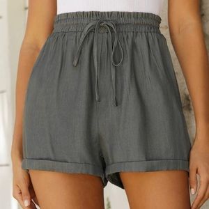 Tied Paperbag Waist Cuffed Shorts